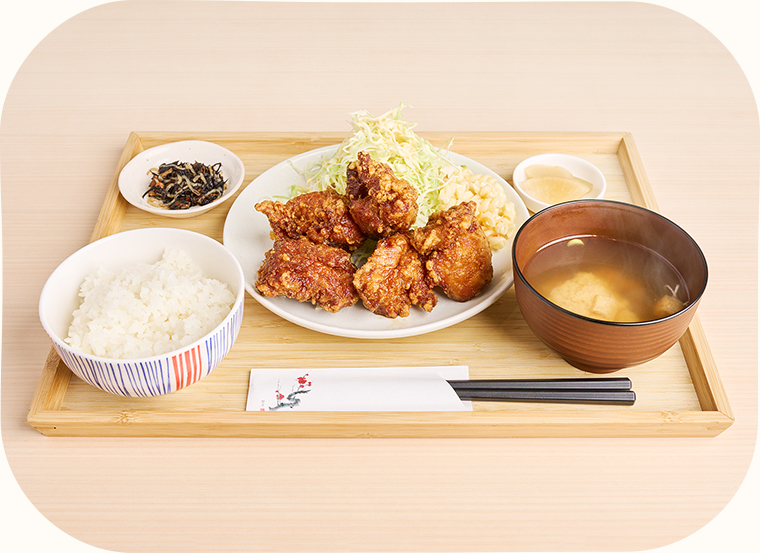 鶏唐揚げ定食の写真